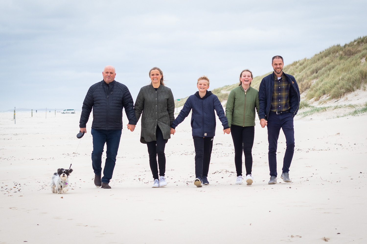 Familieportræt på stranden i Blokhus